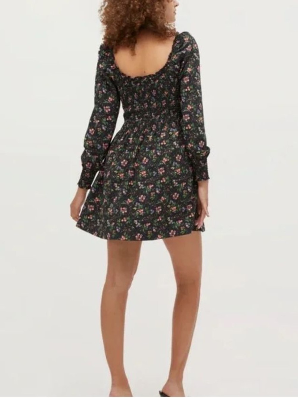 Hill House Norah Mini Dress in Berry (Black with berry pattern)